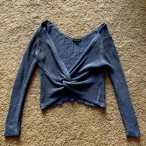 New William B. Blue Knitted Crop Sweater
